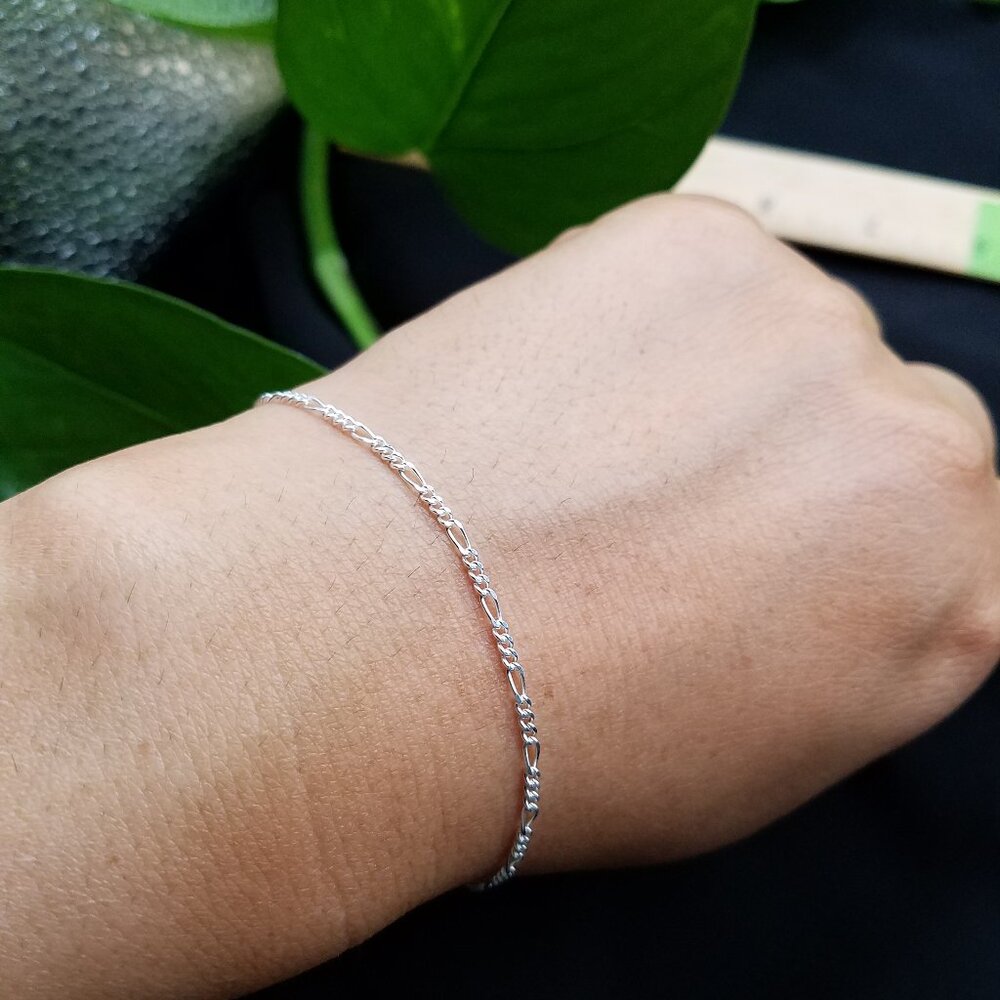925 Sterling Silver Italian 1.8mm Figaro Chain Bracelet – 7" – NEW!!!